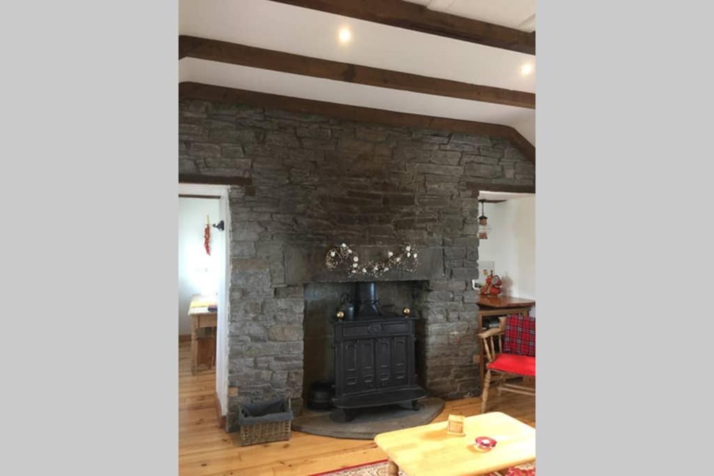 Red Stonecutters Cottage, Doolin Carrowauff Экстерьер фото