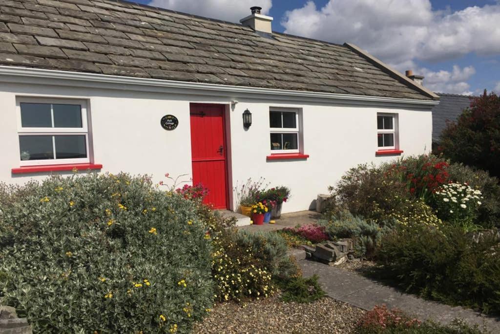 Red Stonecutters Cottage, Doolin Carrowauff Экстерьер фото